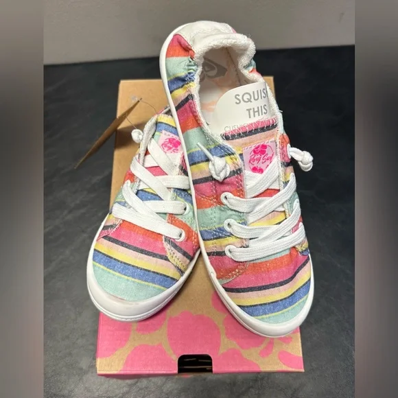 Women’s Bayshore 3 Roxy NWT Size 8 Slip Ons Comfortable - Picture 2 of 6